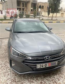 هیۆندای ئەلەنترا